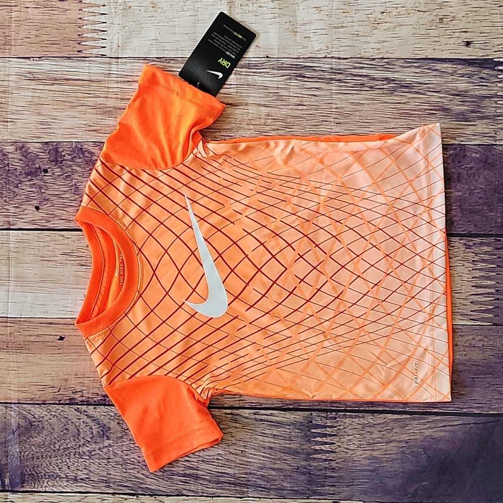 Hyper Crimson Nike Dri-Fit